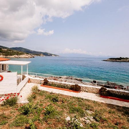 Floreika Studio By The Sea Skinária Exterior photo