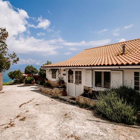 Floreika Studio By The Sea Skinária Exterior photo