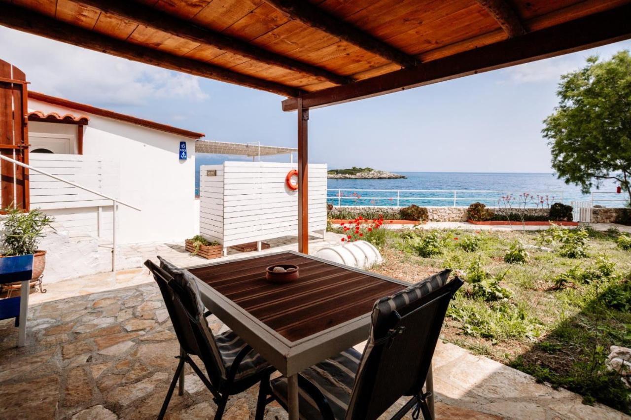 Floreika Studio By The Sea Skinária Exterior photo