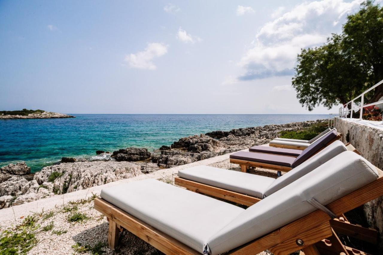 Floreika Studio By The Sea Skinária Exterior photo