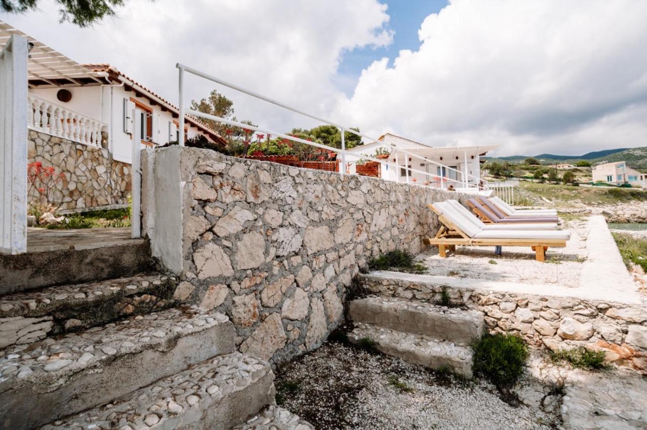 Floreika Studio By The Sea Skinária Exterior photo