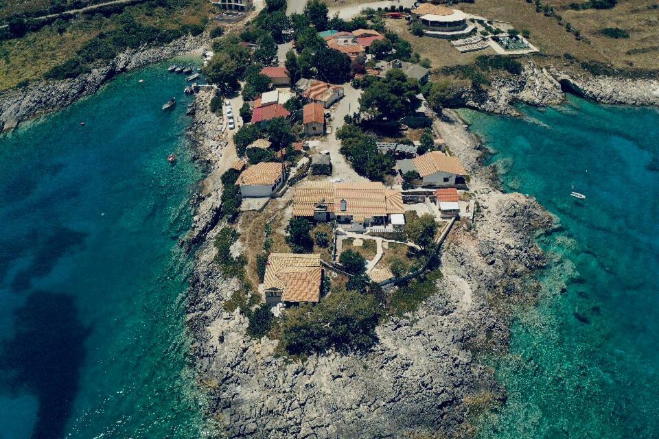 Floreika Studio By The Sea Skinária Exterior photo